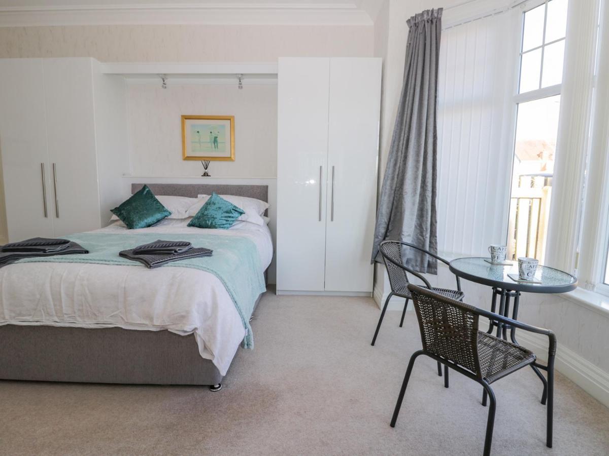 Southpoint Apartment บริดลิงตัน ภายนอก รูปภาพ